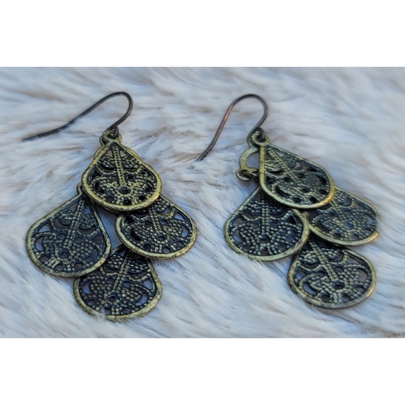 Boho tear drop chandelier dangle earrings - Picture 8 of 17
